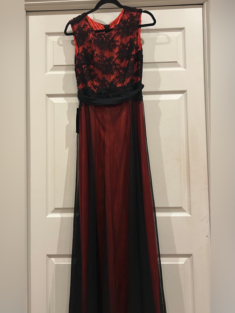 Ever Pretty Elegant Red and Black Lace Evening Gown
